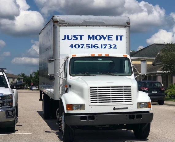 long distance moving truck